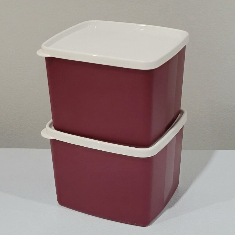Retro Square Round Tupperware
